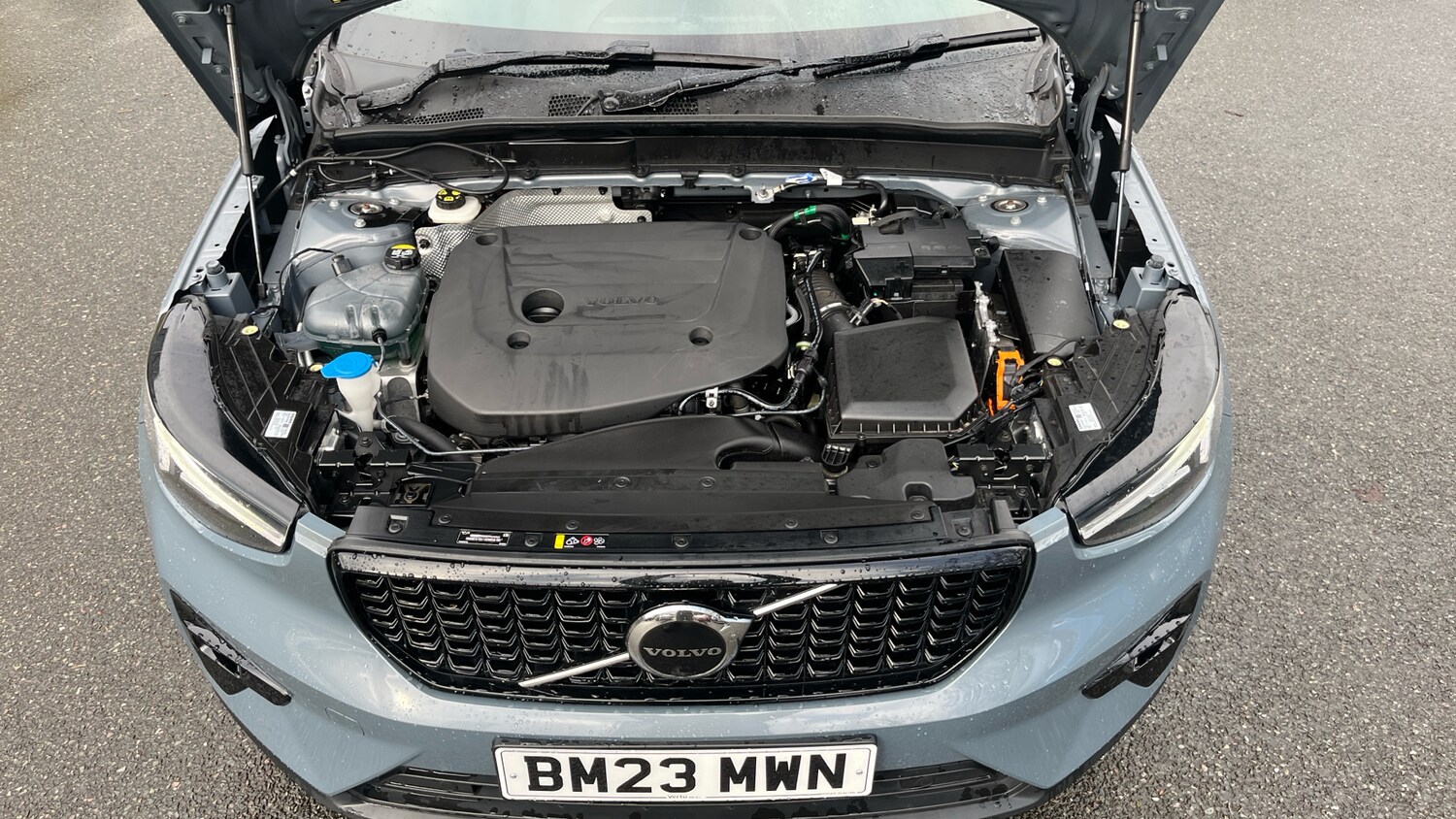 Used Volvo XC40 2023 for sale - 77528065: Photo 8