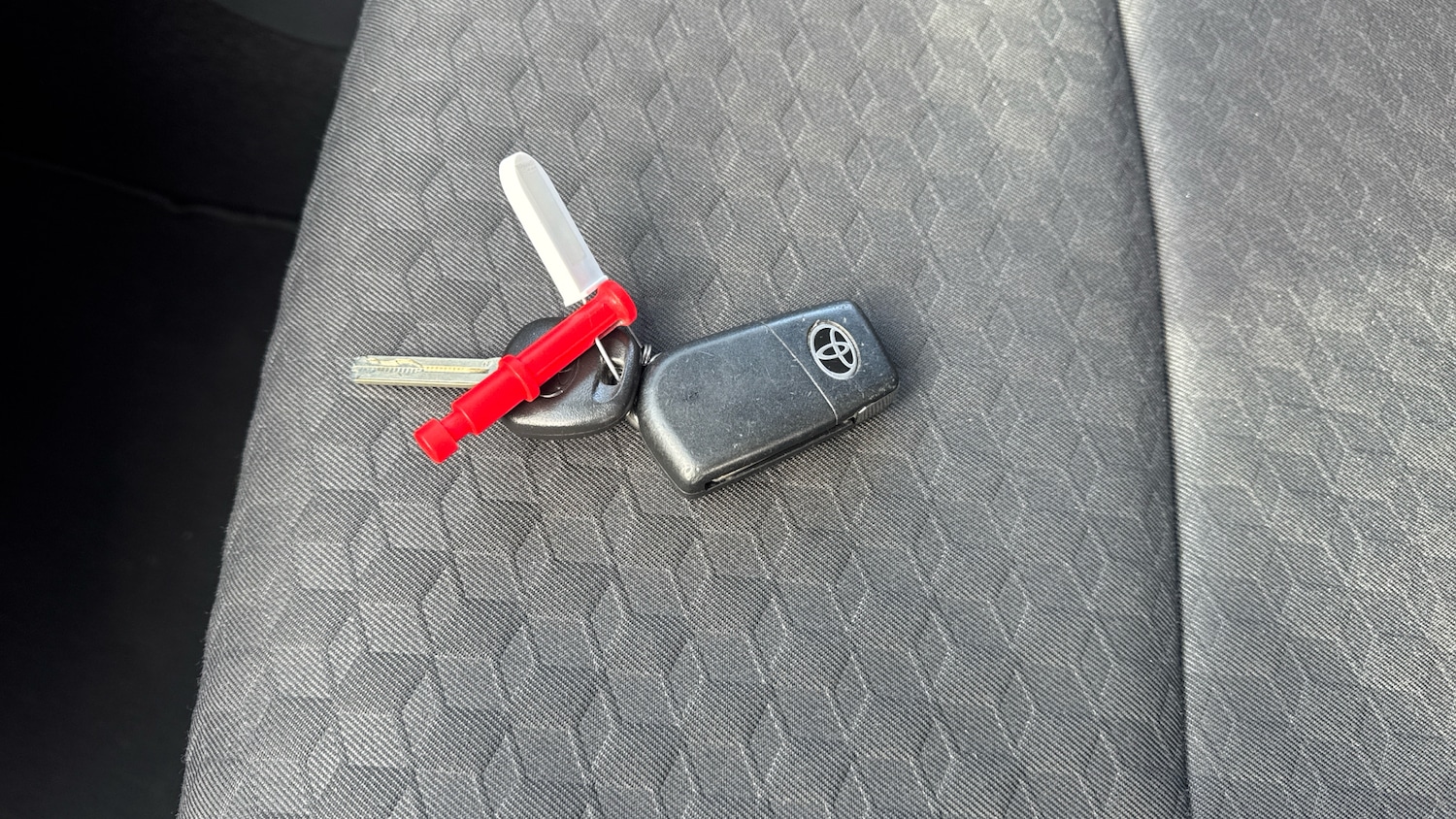 Used Toyota Yaris 2020 for sale - 76142335: Photo 20