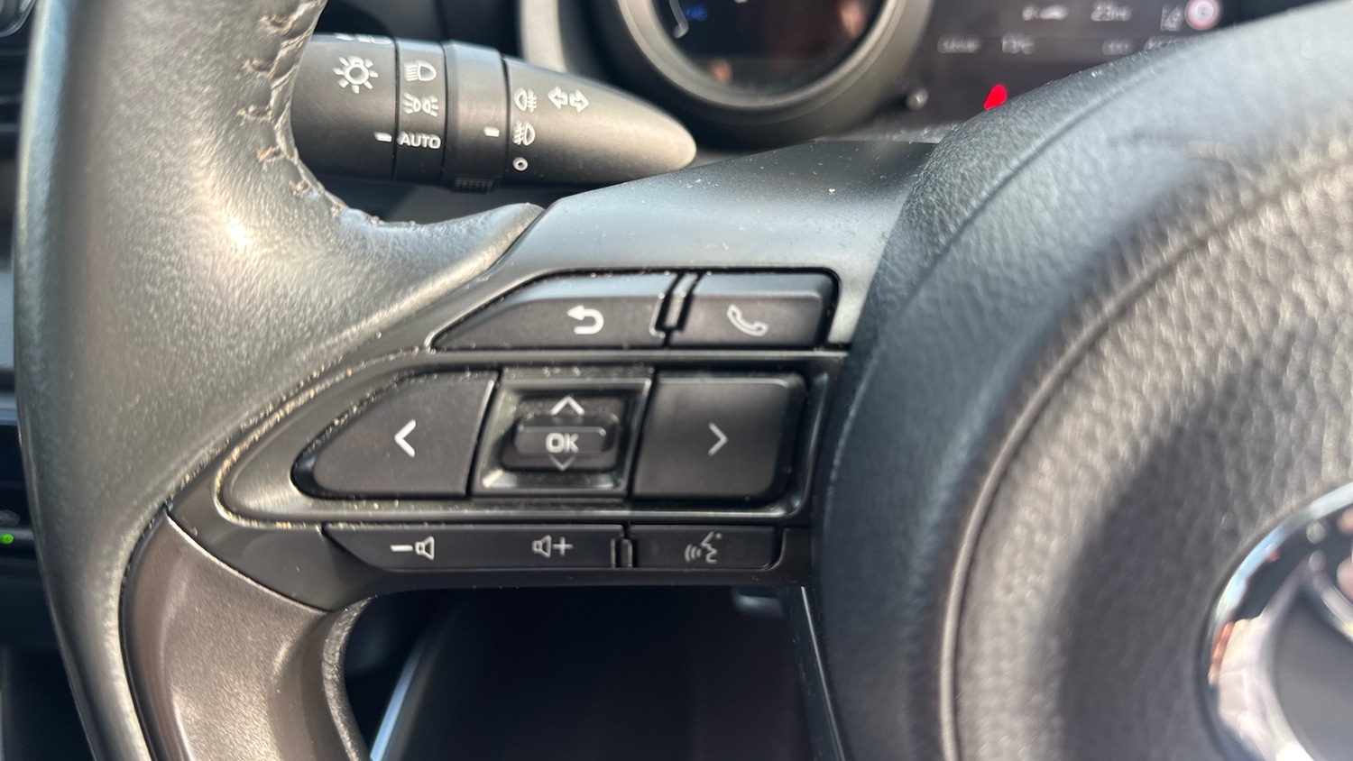 Used Toyota Yaris 2020 for sale - 76142335: Photo 27