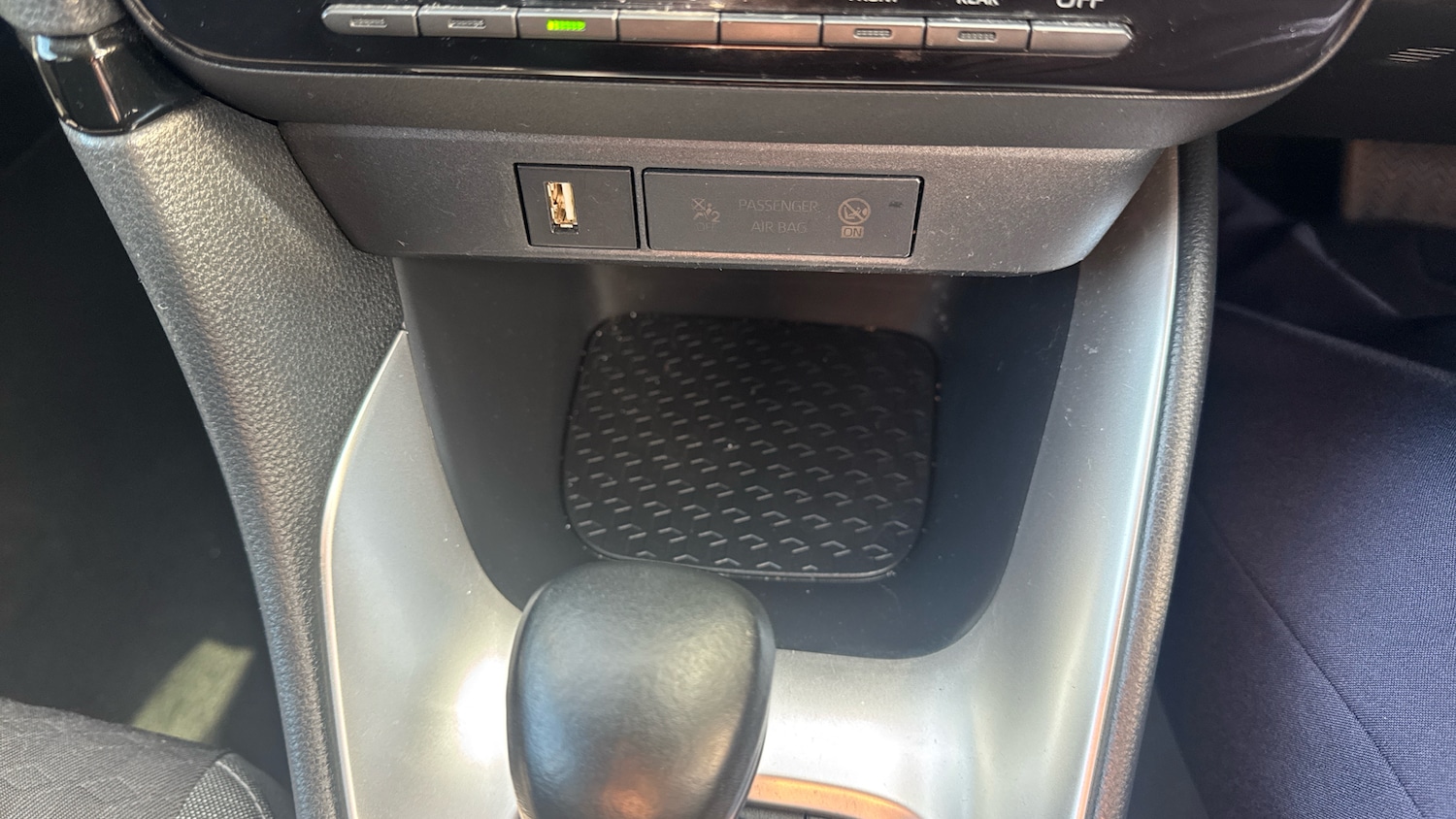 Used Toyota Yaris 2020 for sale - 76142335: Photo 34