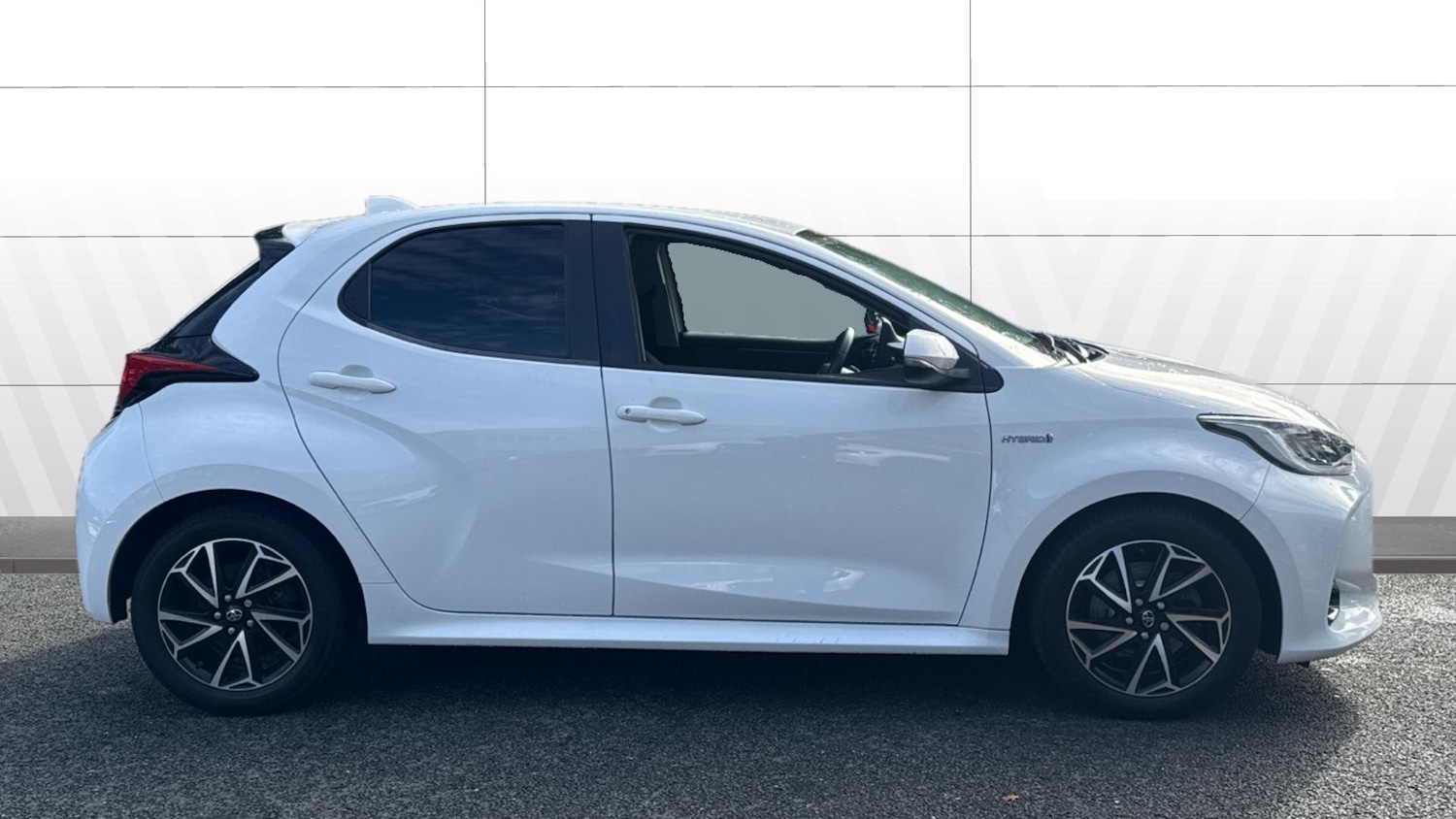 Used Toyota Yaris 2020 for sale - 76142335: Photo 5
