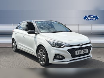 Used Hyundai i20 2019 for sale - 79457070: Photo