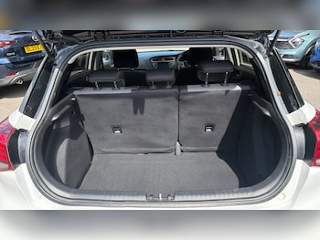 Used Hyundai i20 2019 for sale - 79457070: Photo