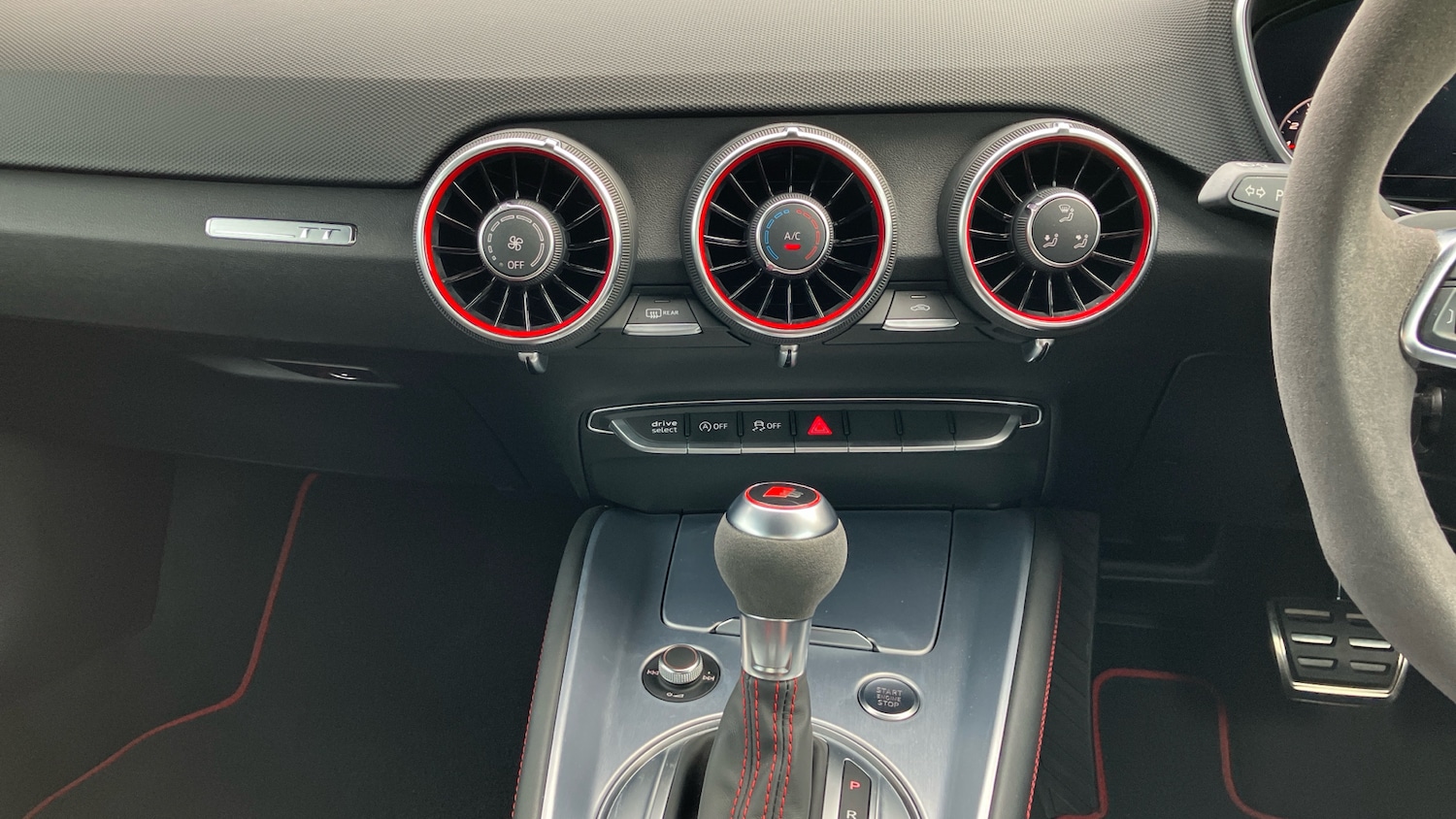 Used Audi TT 2023 for sale - 76379669: Photo 12