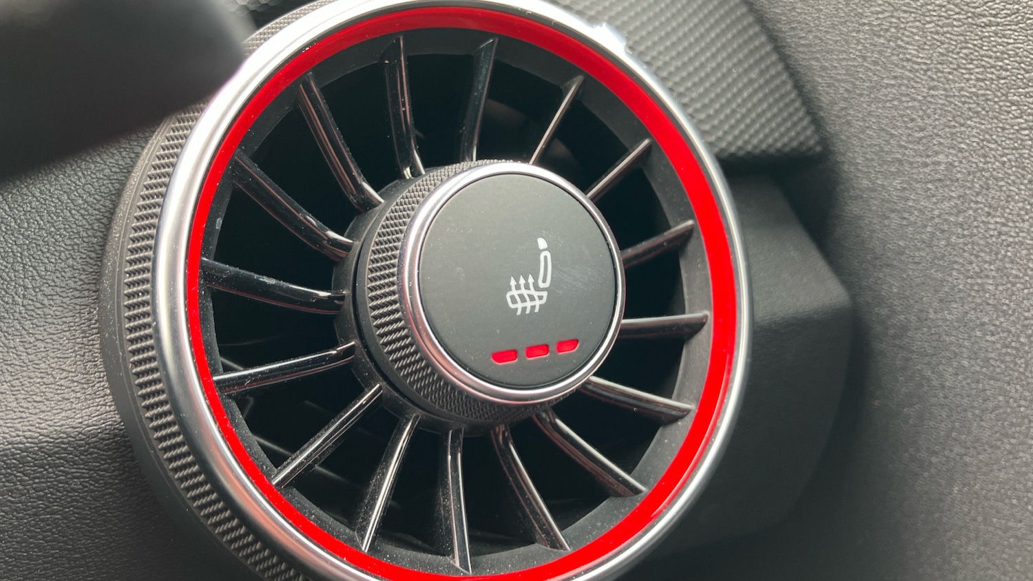 Used Audi TT 2023 for sale - 76379669: Photo 21