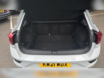 Used Volkswagen T-Roc 2021 for sale - 75969008: Photo