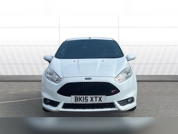 Used Ford Fiesta 2015 for sale - 79343726: Photo