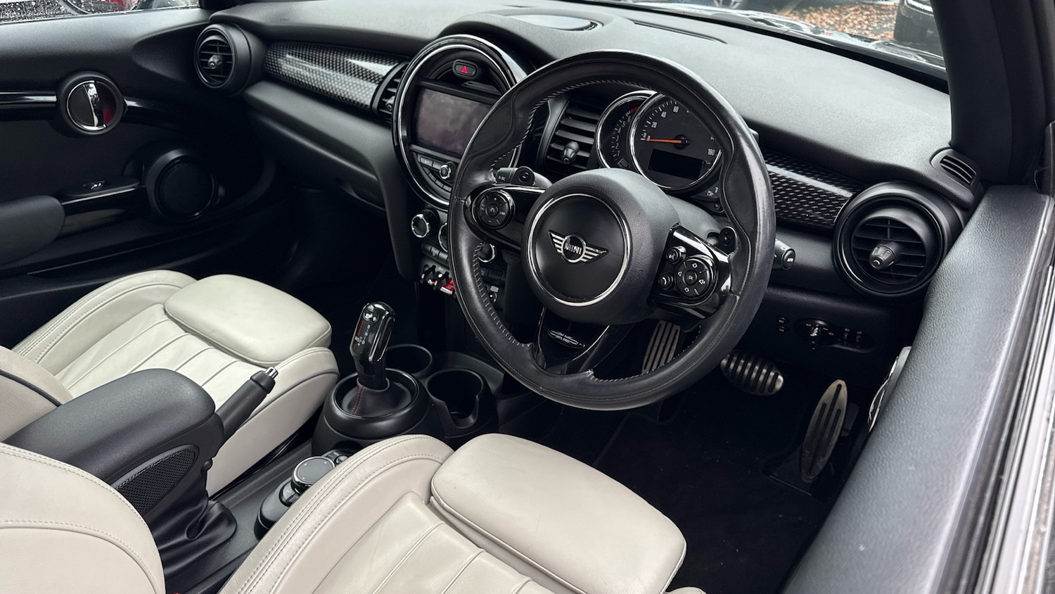 Used MINI Hatch 2018 for sale - 76588510: Photo 11