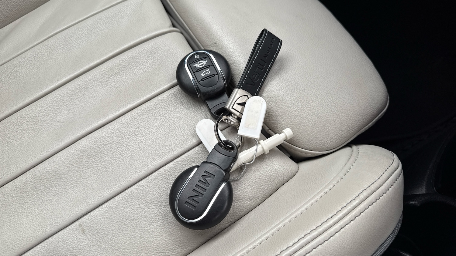 Used MINI Hatch 2018 for sale - 76588510: Photo 19