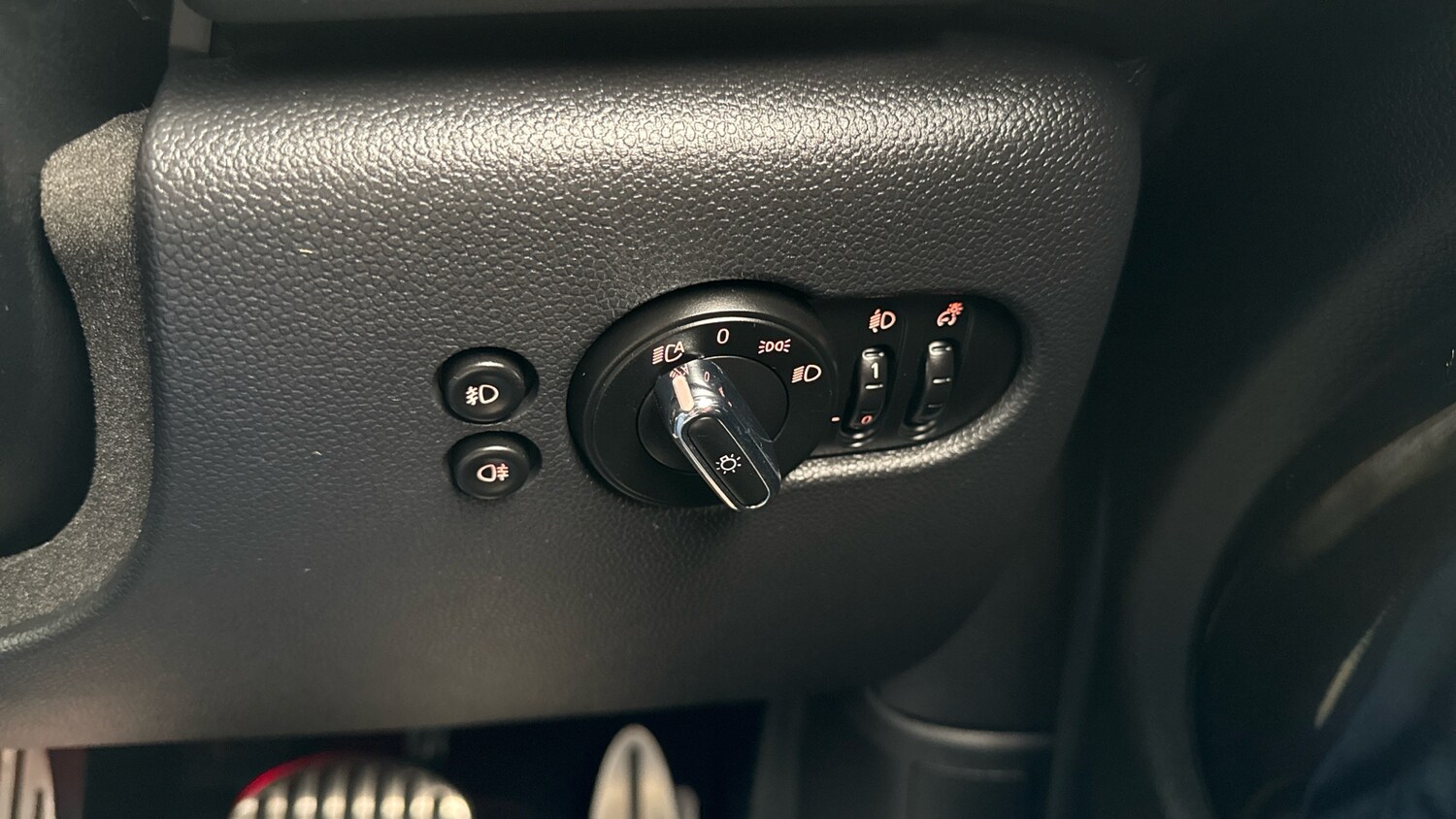 Used MINI Hatch 2018 for sale - 76588510: Photo 29