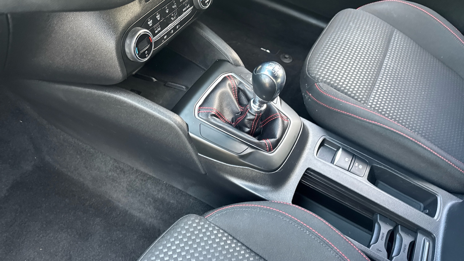 Used Ford Focus 2022 for sale - 76490326: Photo 13