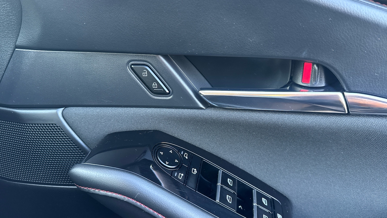 Used Mazda CX-30 2023 for sale - 76694212: Photo 51