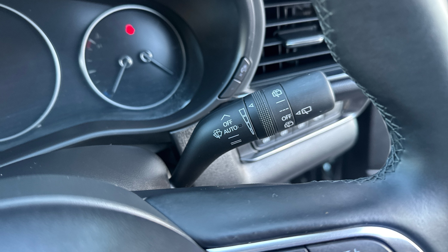 Used Mazda CX-30 2023 for sale - 76694212: Photo 58