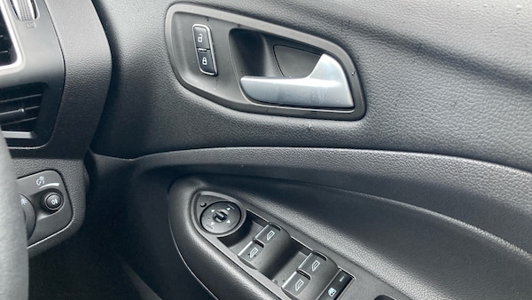 Used Ford Kuga 2016 for sale - 76319966: Photo 38