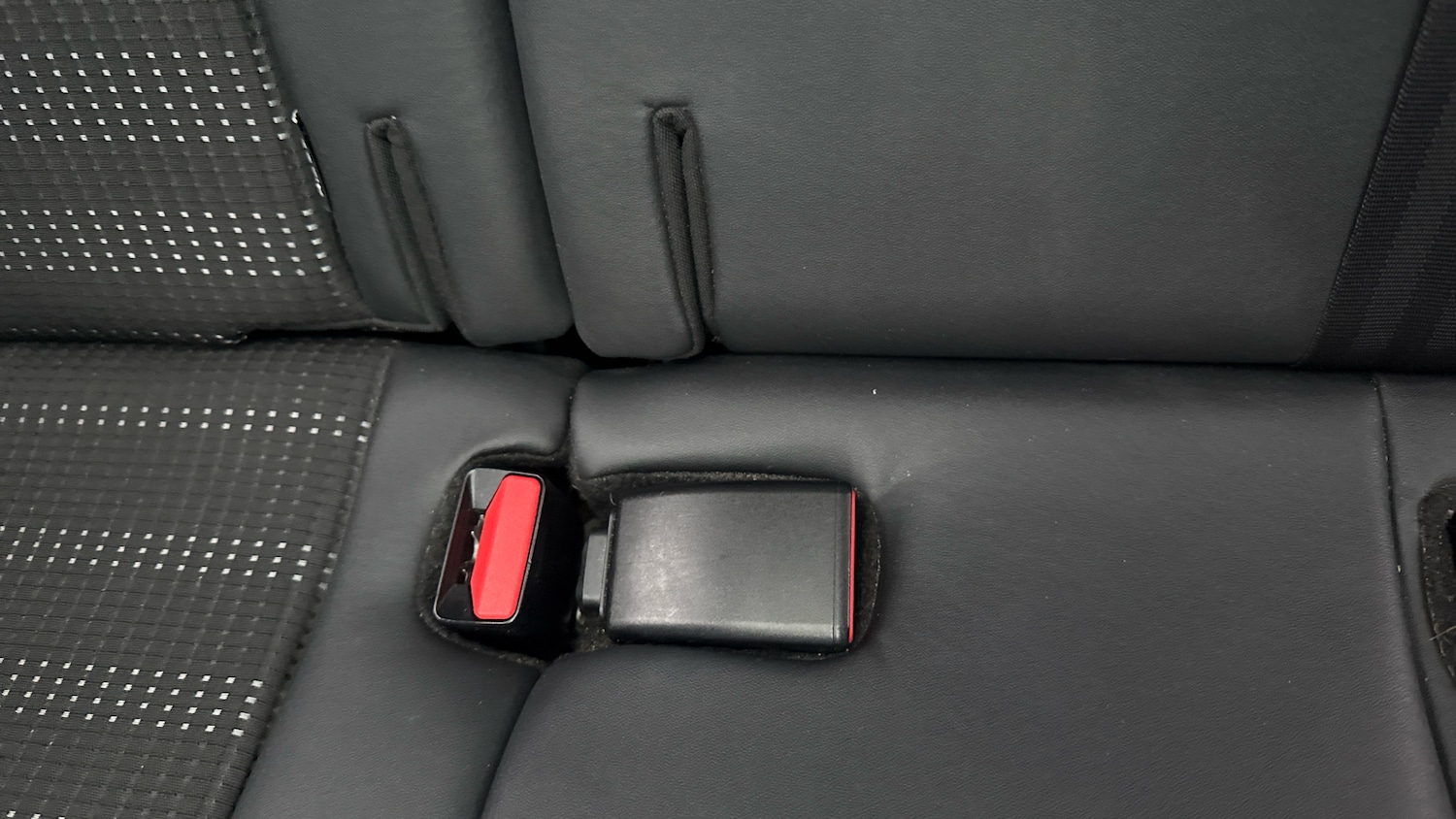 Used Peugeot 2008 2018 for sale - 77077258: Photo 17