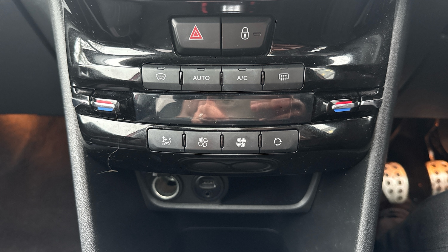 Used Peugeot 2008 2018 for sale - 77077258: Photo 38