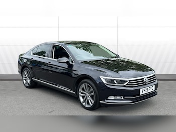 Used Volkswagen Passat 2019 for sale - 78484101: Photo
