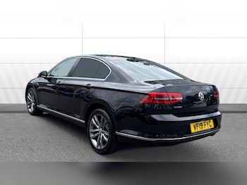 Used Volkswagen Passat 2019 for sale - 78484101: Photo