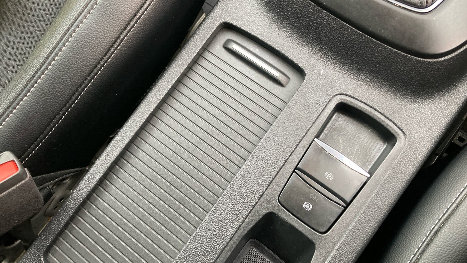 Used Ford Kuga 2020 for sale - 77590295: Photo 35