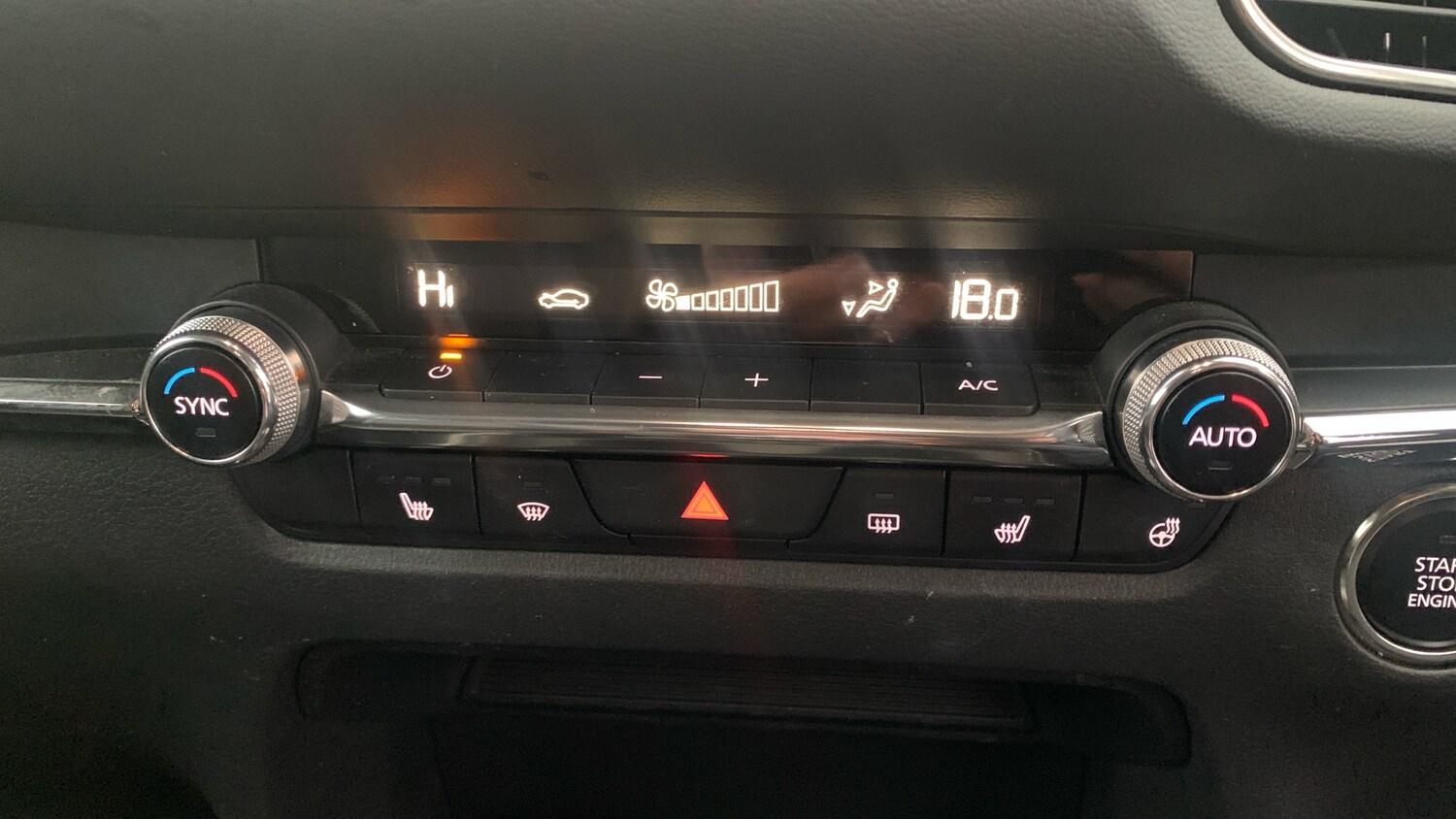 Used Mazda CX-30 2022 for sale - 77380604: Photo 31