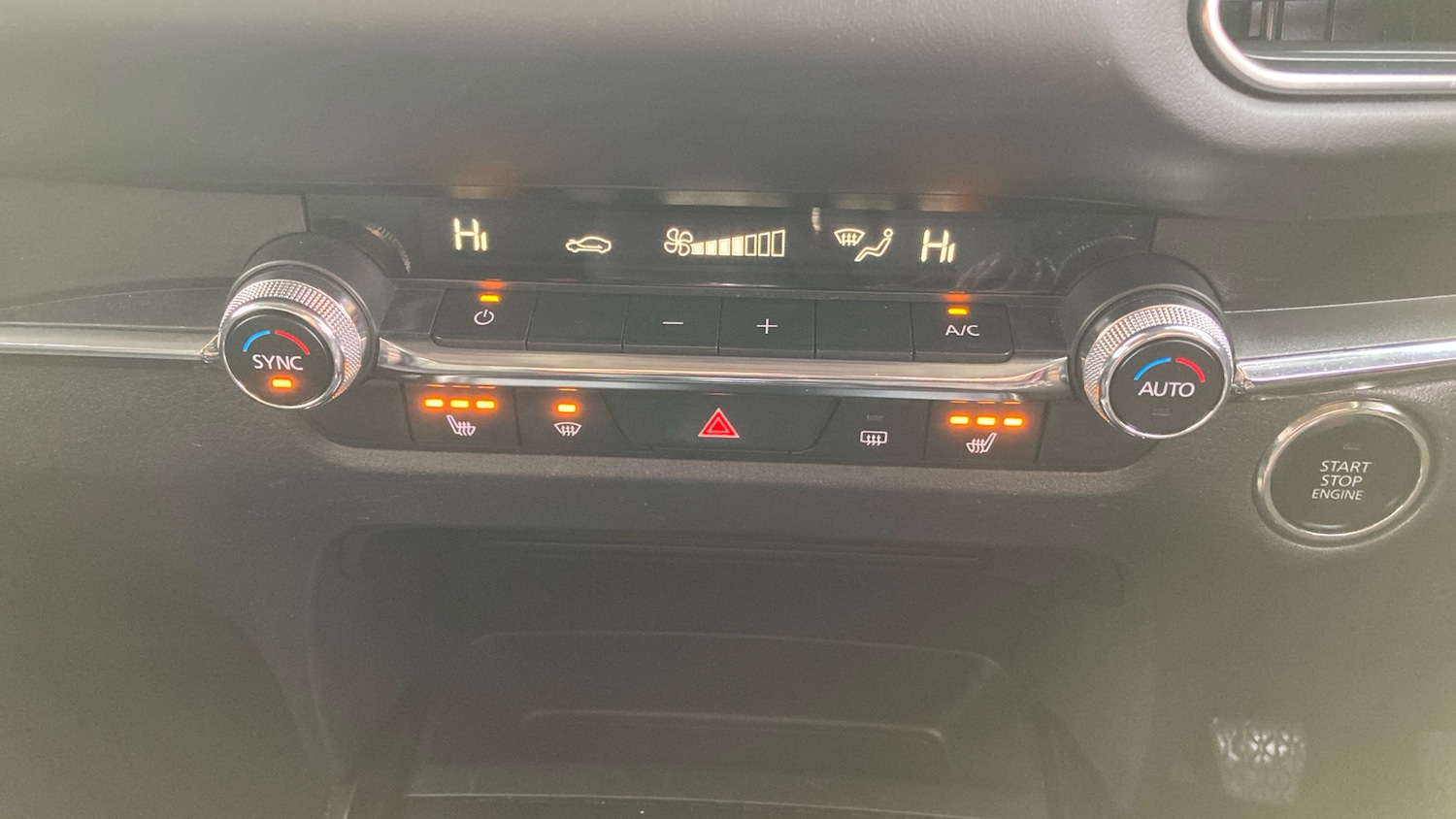 Used Mazda CX-30 2021 for sale - 77271231: Photo 39