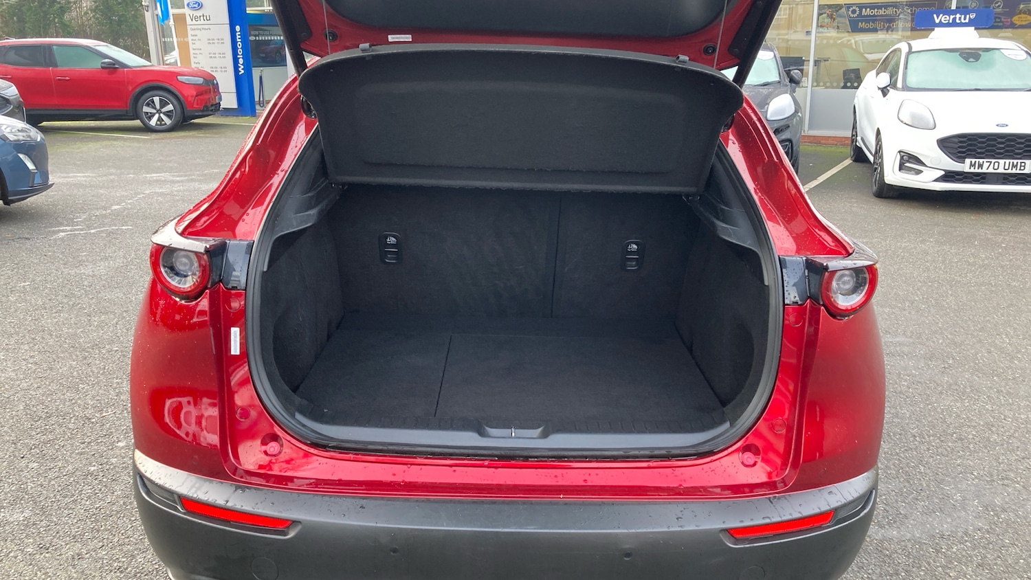 Used Mazda CX-30 2021 for sale - 77271231: Photo 4