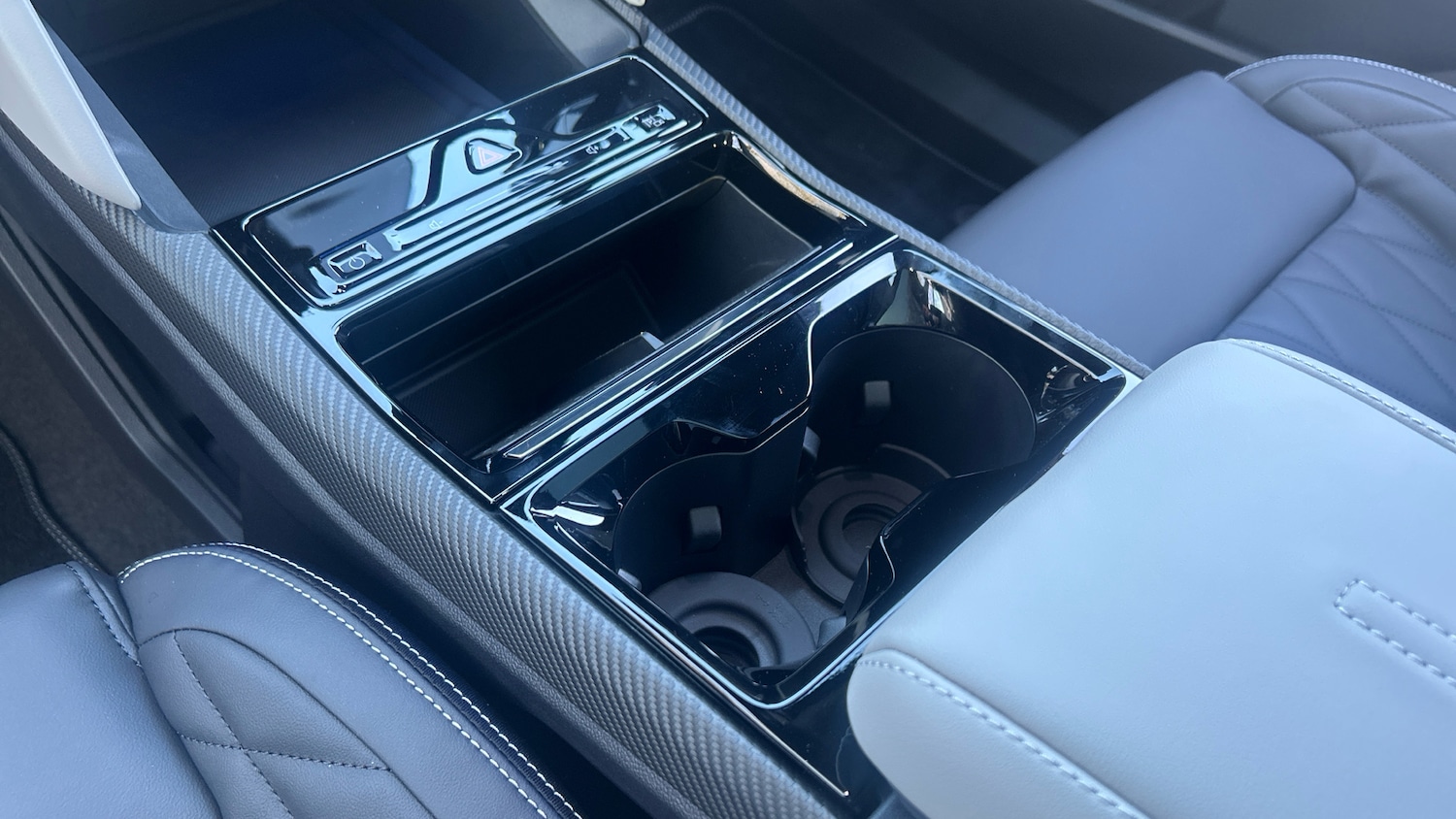 Used Ford Explorer 2025 for sale - 77106392: Photo 13