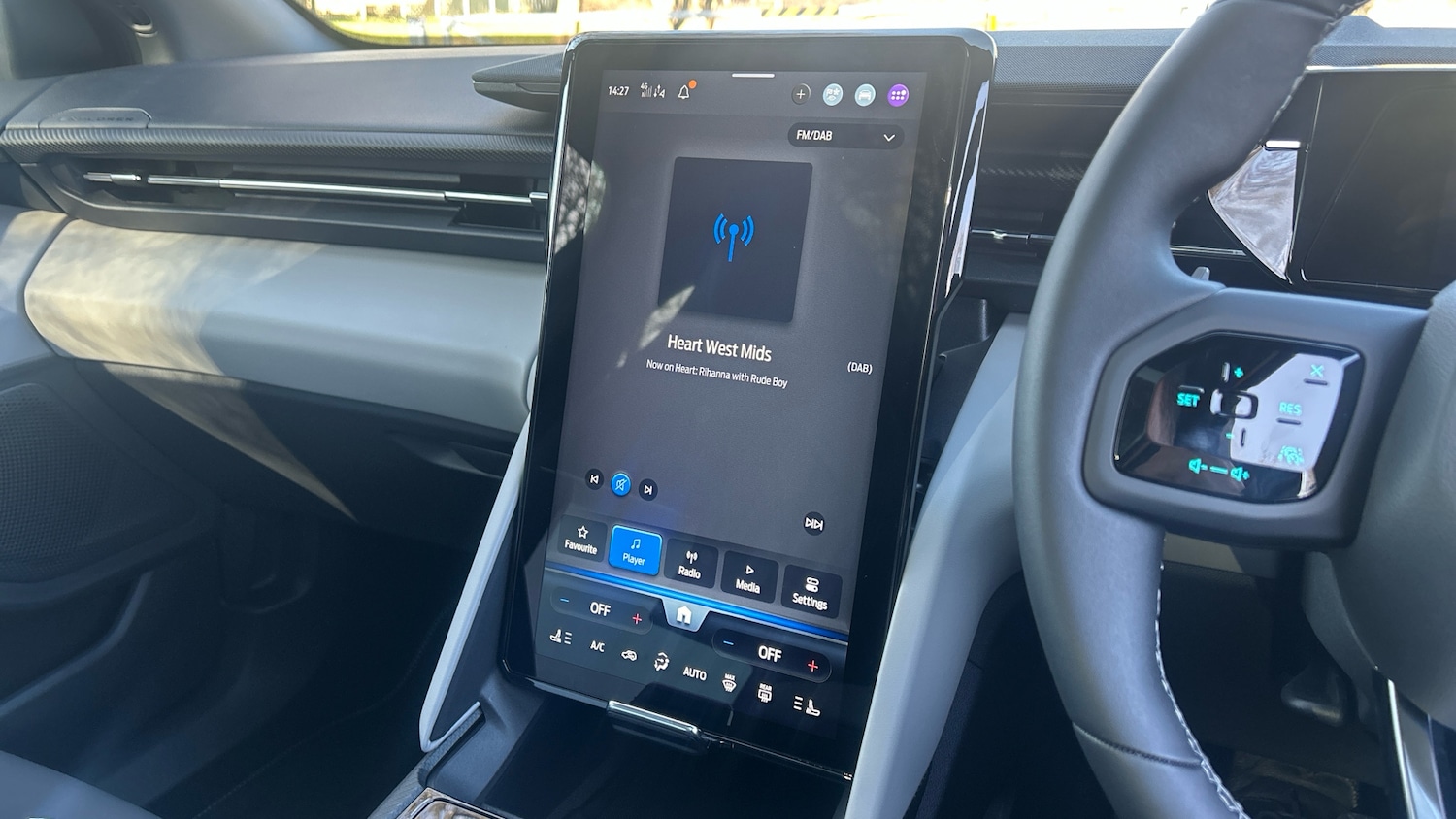 Used Ford Explorer 2025 for sale - 77106392: Photo 25