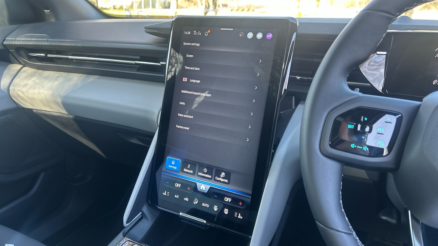 Used Ford Explorer 2025 for sale - 77106392: Photo 28