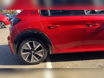 Used Peugeot 208 2023 for sale - 77961697: Photo