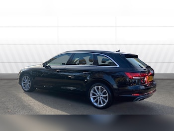 Used Audi A4 2019 for sale - 76519245: Photo