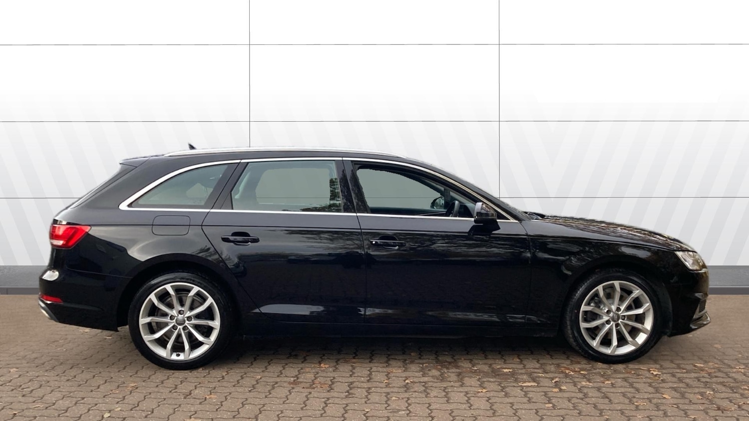 Used Audi A4 2019 for sale - 76519245: Photo 5