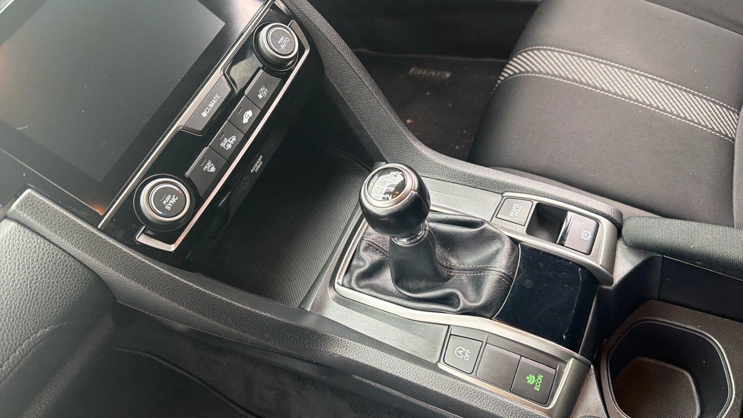 Used Honda Civic 2018 for sale - 77616629: Photo 13