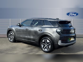 Used Ford Explorer 2025 for sale - 78054160: Photo