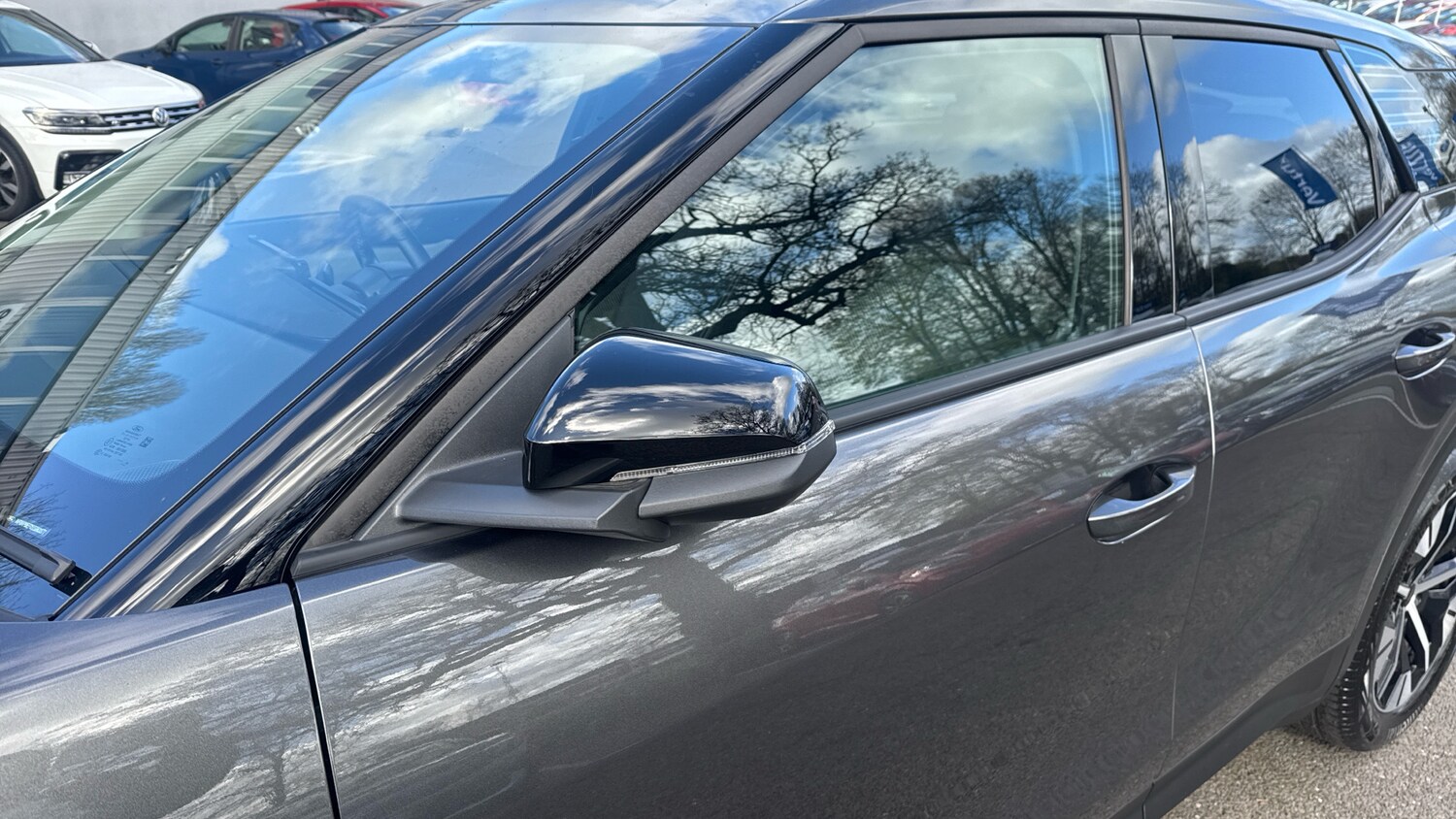 Used Ford Explorer 2025 for sale - 78054160: Photo 40