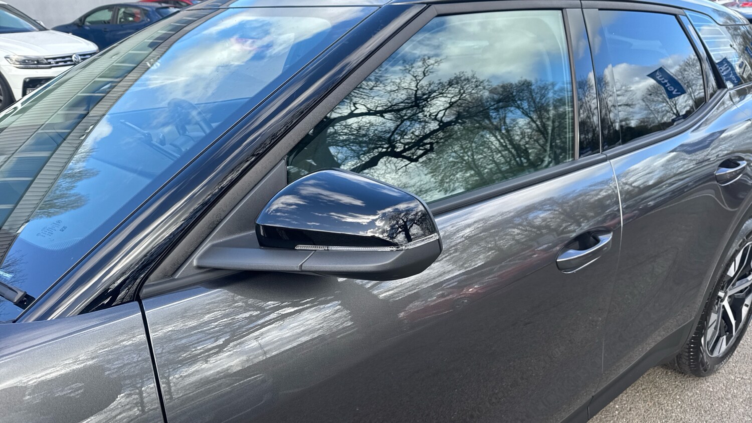 Used Ford Explorer 2025 for sale - 78054160: Photo 41