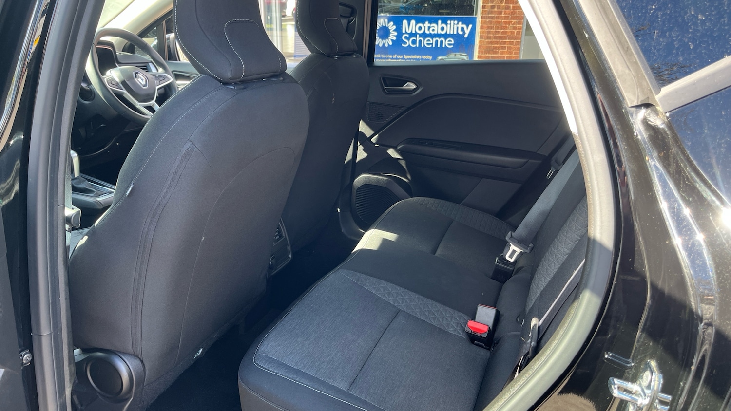 Used Renault Captur 2023 for sale - 78028487: Photo 16