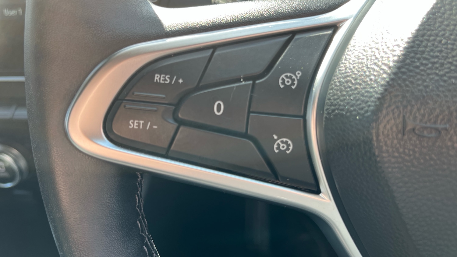 Used Renault Captur 2023 for sale - 78028487: Photo 26