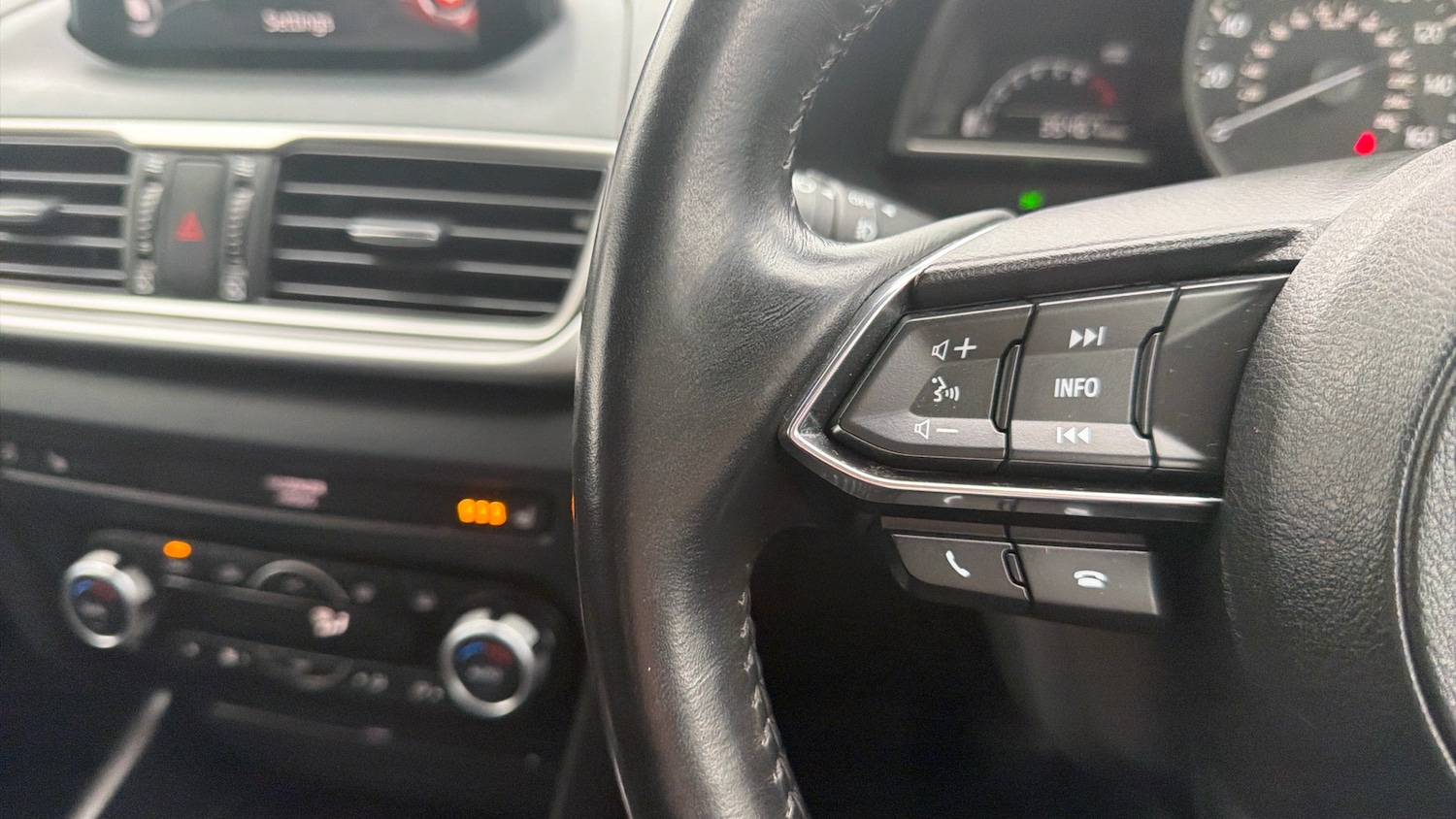 Used Mazda Mazda3 2019 for sale - 77532610: Photo 28