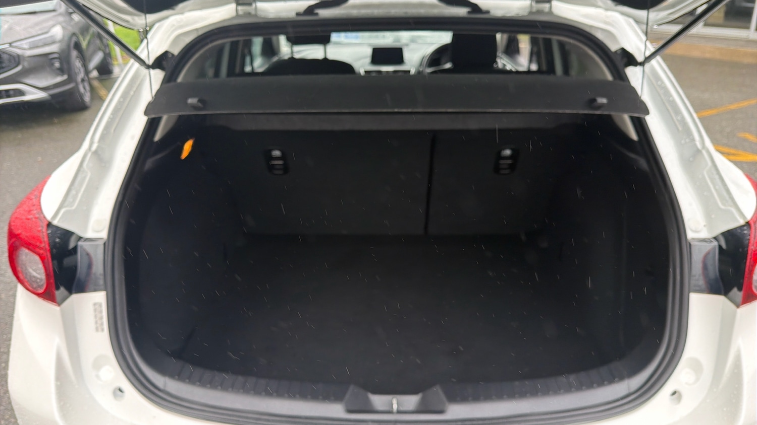 Used Mazda Mazda3 2019 for sale - 77532610: Photo 4