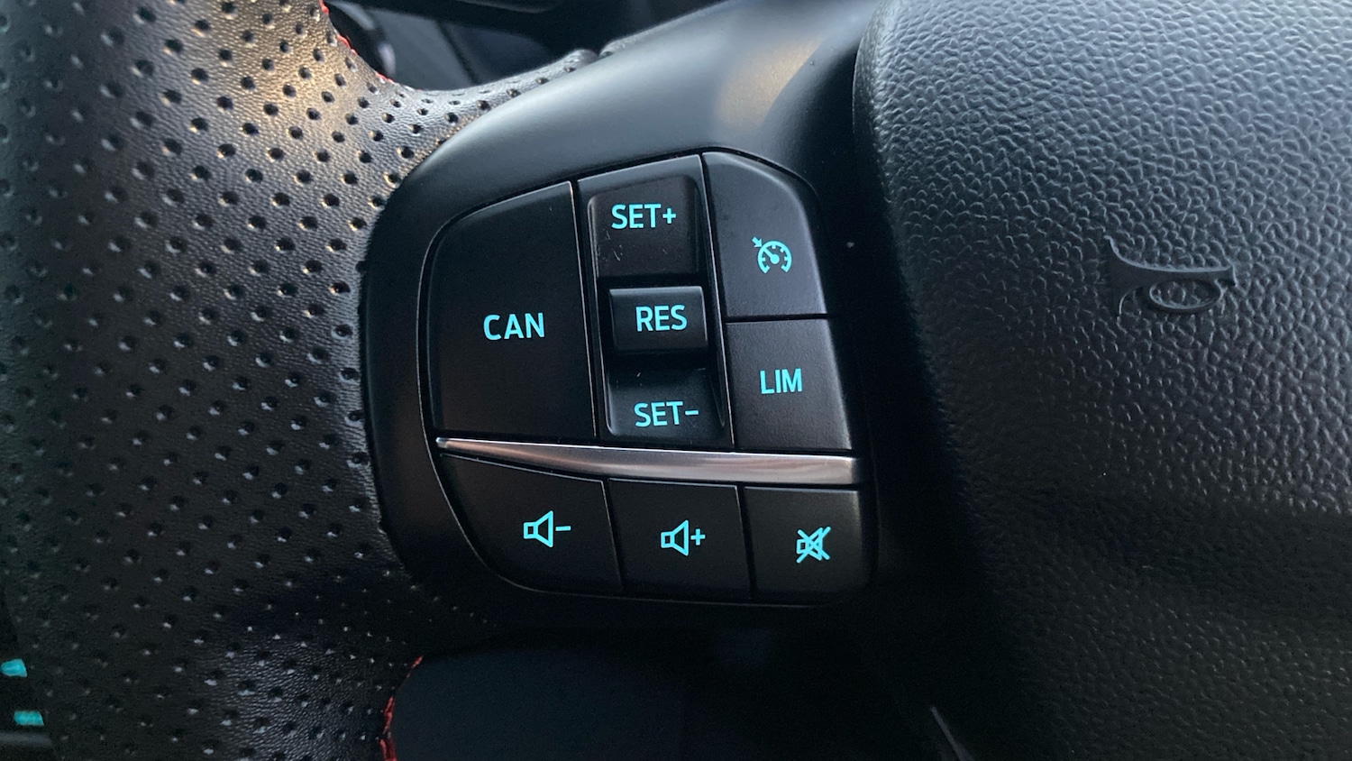 Used Ford Puma 2023 for sale - 76853672: Photo 35