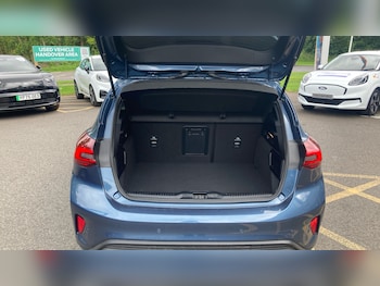 Used Ford Focus 2023 for sale - 78949910: Photo