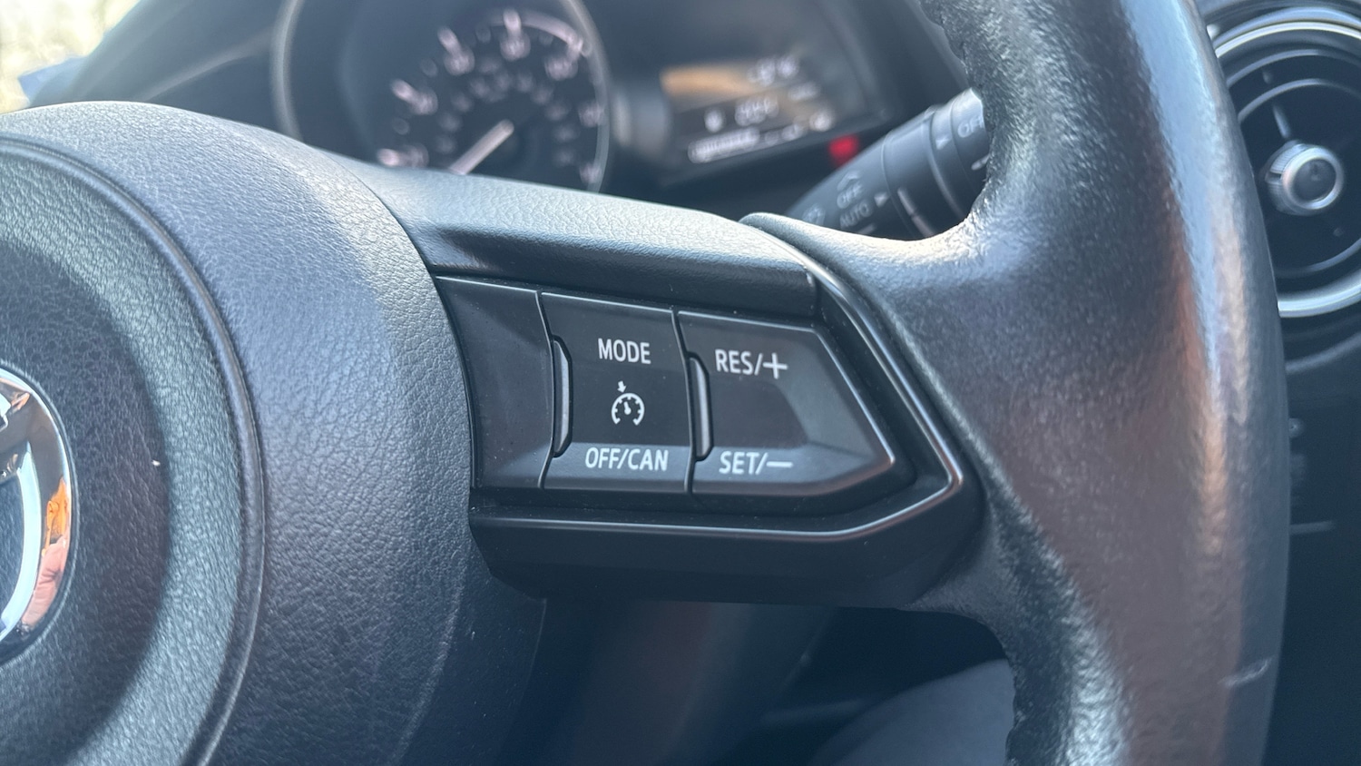 Used Mazda Mazda2 2019 for sale - 77077253: Photo 32