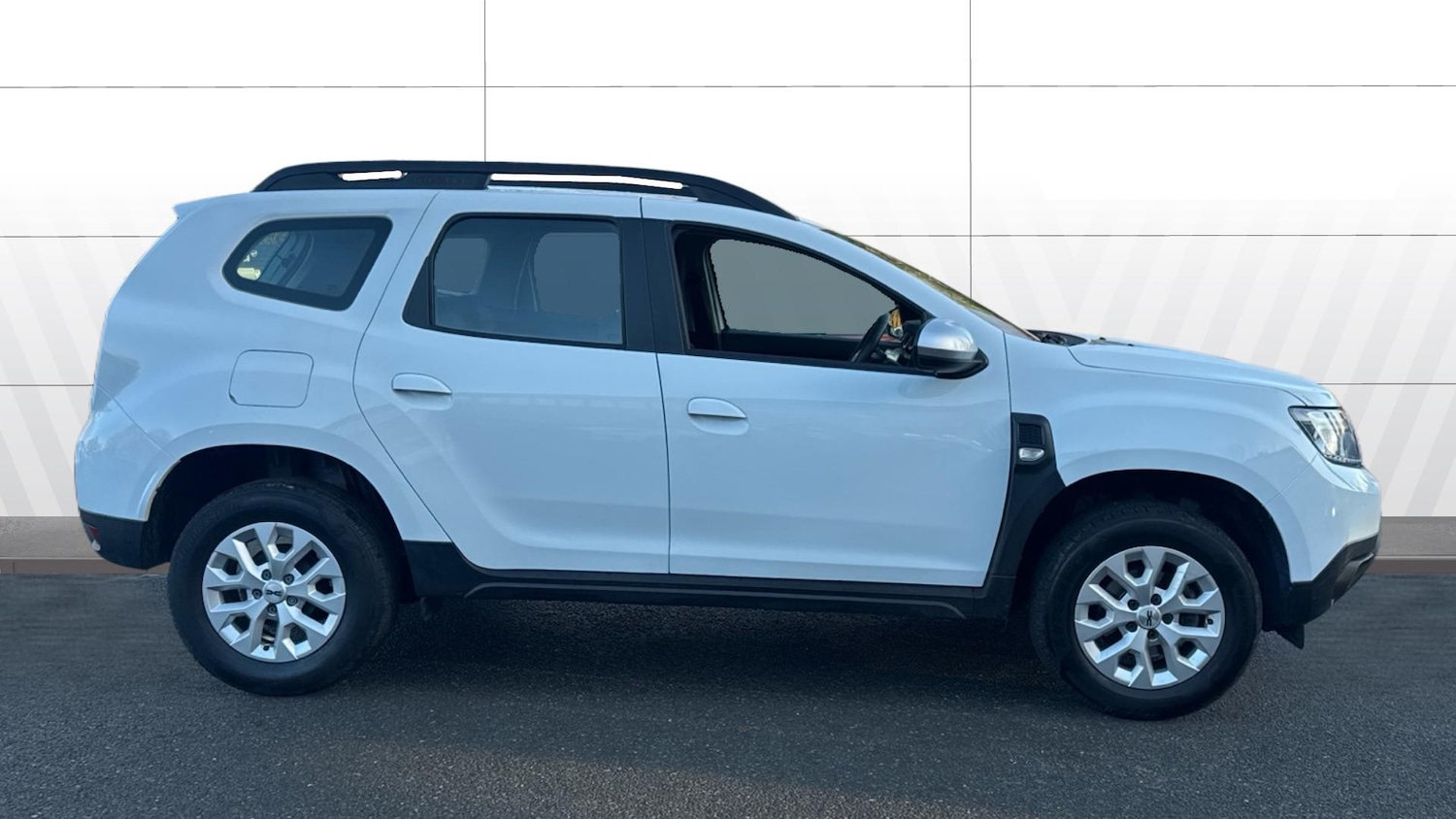 Used Dacia Duster 2023 for sale - 77233937: Photo 5