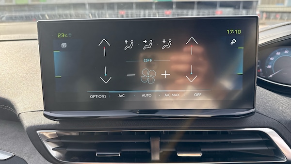 Used Peugeot 3008 2022 for sale - 76181370: Photo 26