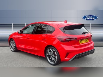 Used Ford Focus 2022 for sale - 76164407: Photo 2