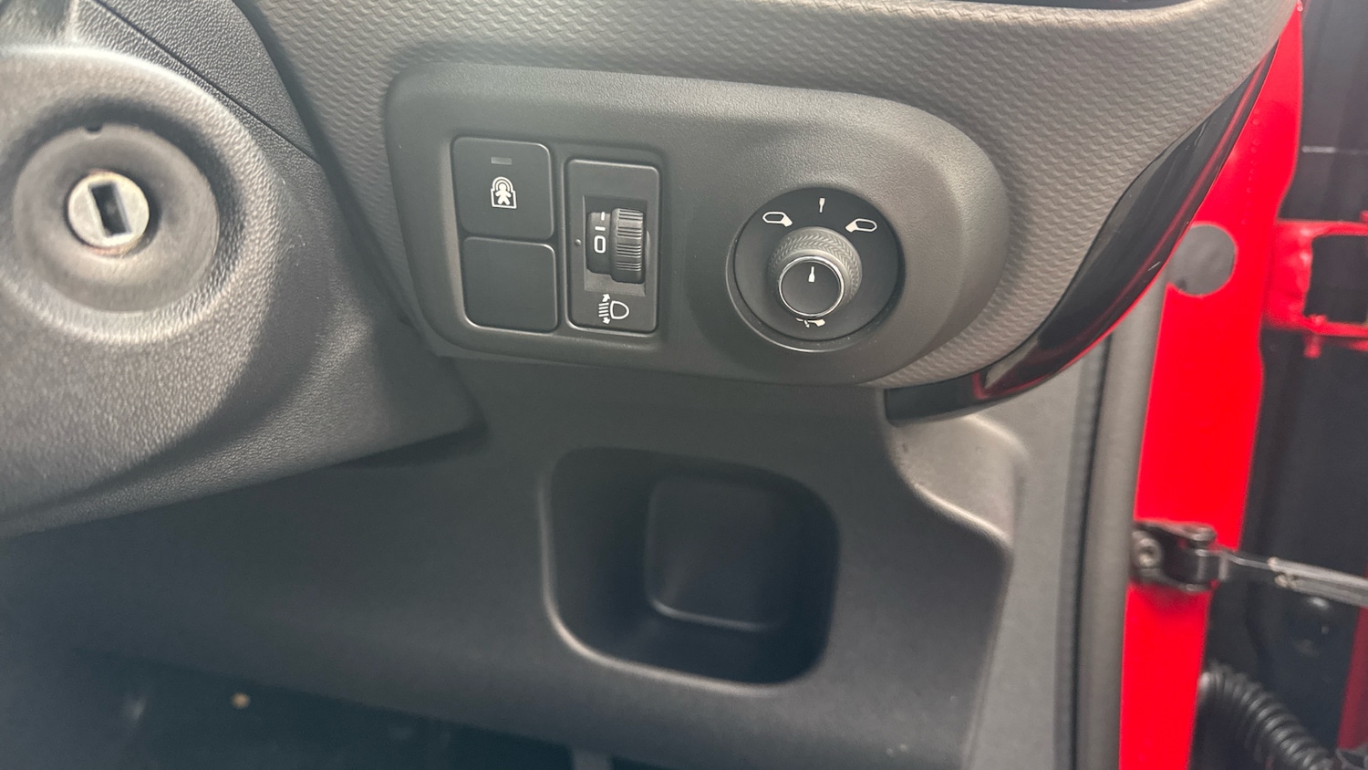 Used Citroen C4 Cactus 2018 for sale - 76853406: Photo 30