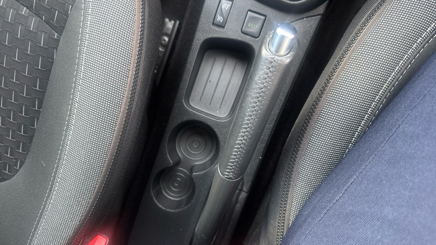 Used Renault Captur 2018 for sale - 76588511: Photo 24