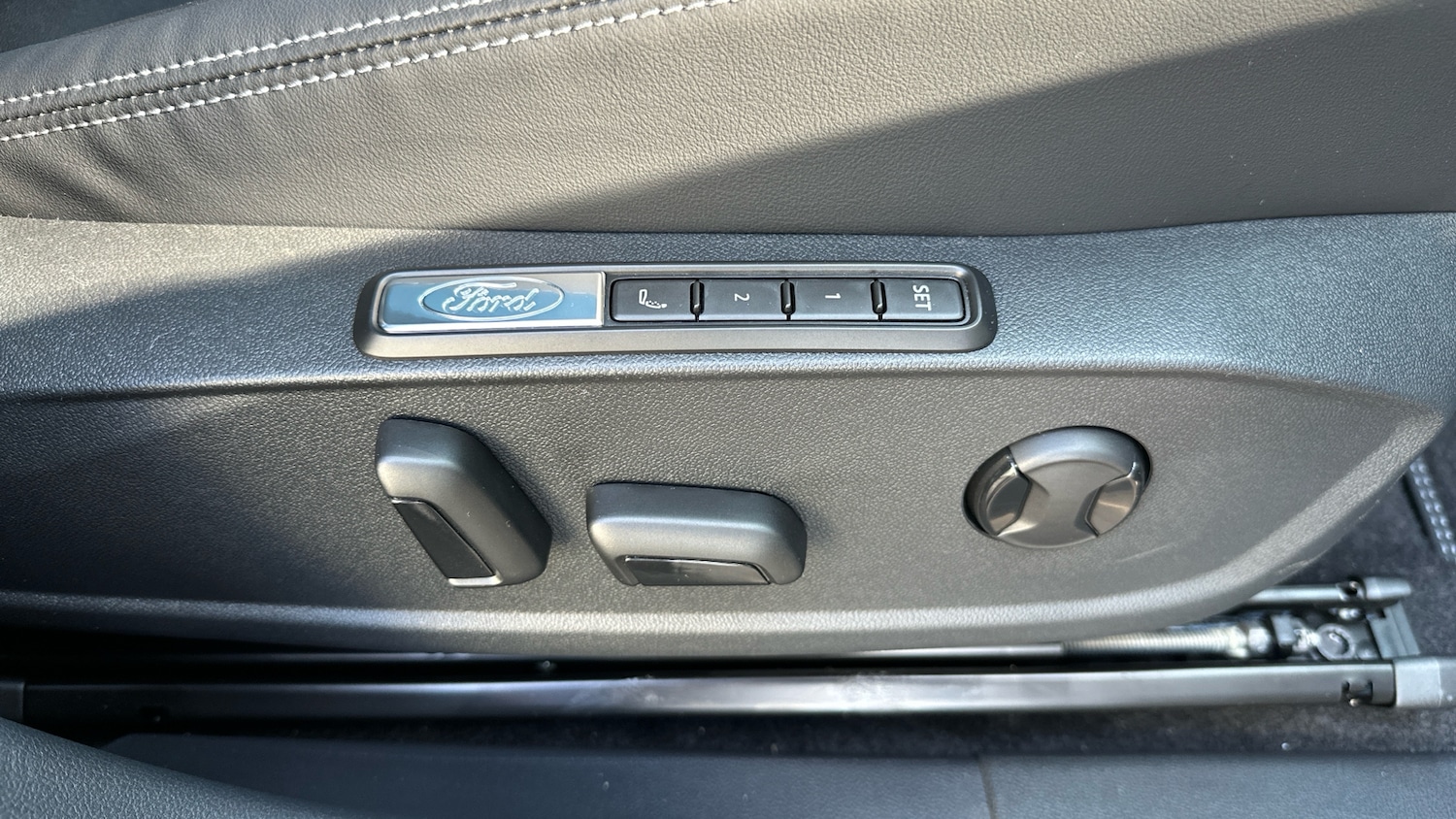 Vehicle 32