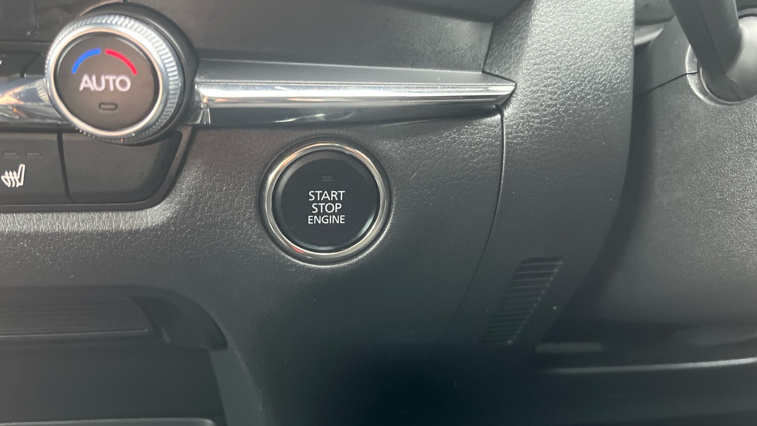 Used Mazda CX-30 2025 for sale - 77530188: Photo 28